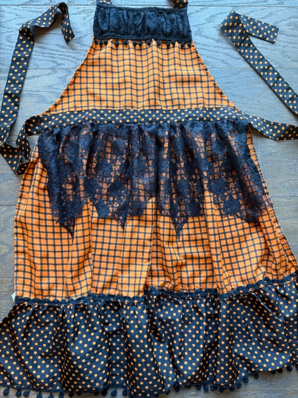 Pier 1 Imports Halloween Apron Orange Black Polka Dot Lace Spiderweb Cottagecore